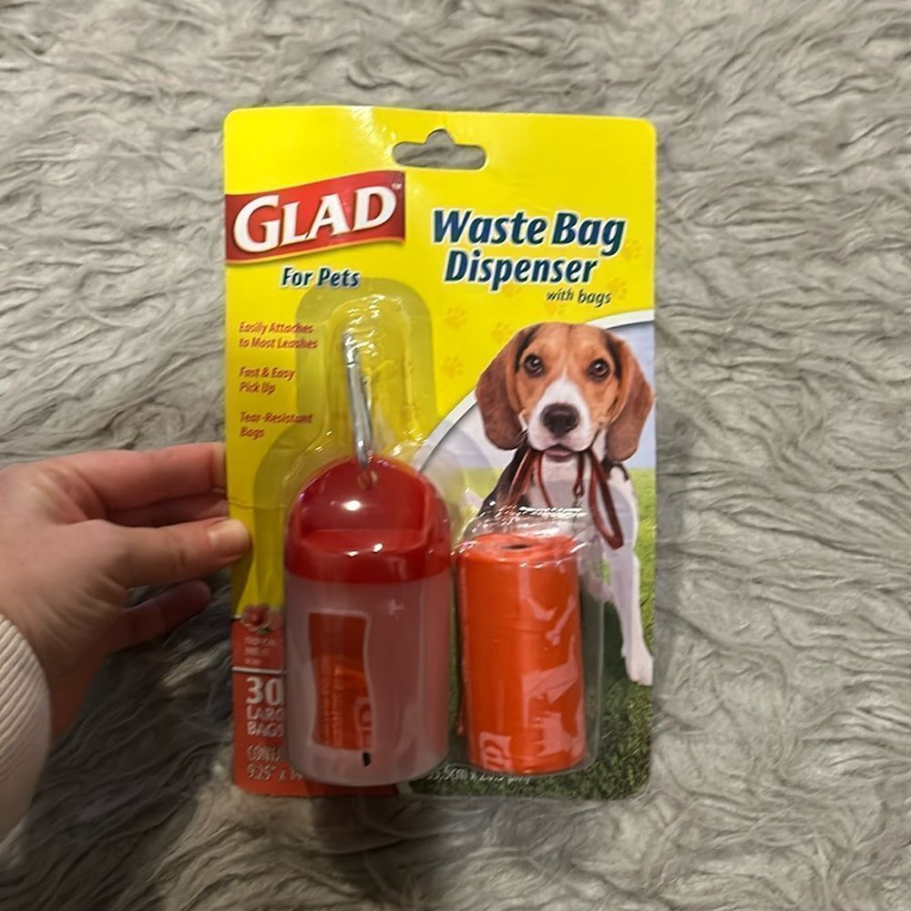 NWT Glad for pets‎ waste bag dispenser